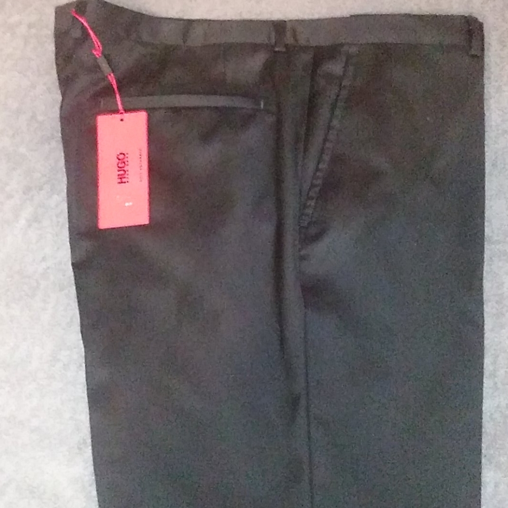 Brand New Hugo Boss dress 36 waist,30 length